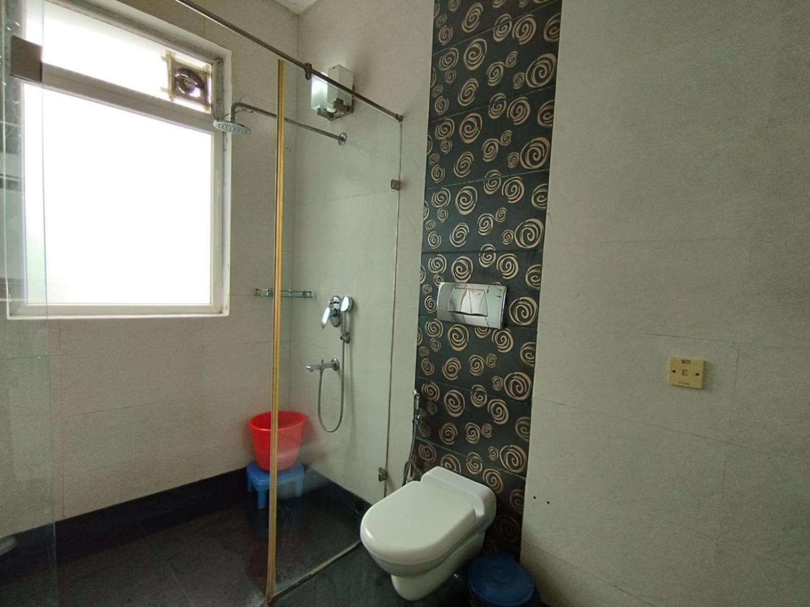 A Sleepy Fox Hostel New Delhi Ngoại thất bức ảnh